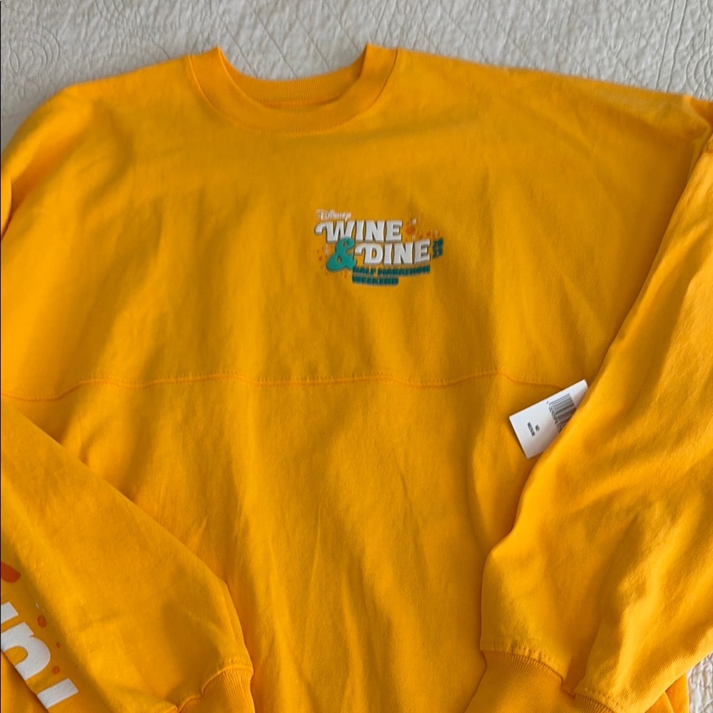 Disney Vibrant Yellow Wine & Dine Shirt size medium nwt spirit jersey - Picture 5 of 9